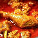Country Chicken Curry: విలేజ్ స్టైల్లో నాటుకోడి కర్రీ వండారంటే రుచి మామూలుగా ఉండదు, ట్రై చేయండి