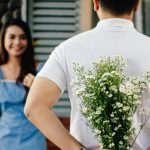 Love Signs: ఎవరైనా మిమ్మల్ని ఇష్టపడుతుంటే వారిలో మీకు ఈ ఐదు లక్షణాలు కనిపిస్తాయి, మనస్తత్వశాస్త్రం చెబుతున్నది ఇదే
