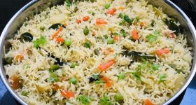 Akukura Biryani : నాన్ వెజ్ బిర్యానీ బోర్ కొట్టిందా.. ఒక్కసారి ఈ ఆకు కూరతో బిర్యానీ ట్రై చేయండి.. అదిరిపోతుంది