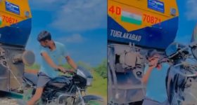 Viral Video: వెర్రి వేశాలు కాకపోతే.. అసలు బైక్‌తో రైలు ఇంజిన్ ను లాగొచ్చా..