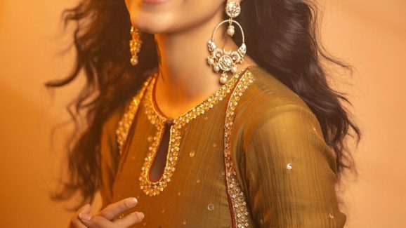 Ritu Varma: డోస్ పెంచేసిన హైదరాబాద్ బ్యూటీ రీతూ వర్మ