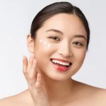 Skin Whitening Tips: ముఖం తెల్లగా మెరిసిపోవాలంటే.. ఇవి వాడండి