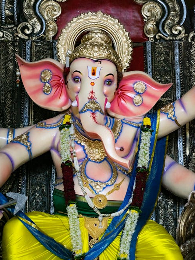 మన వినాయకుడిని ప్రపంచ దేశాలలో ఈ పేర్లతో పిలుస్తారు