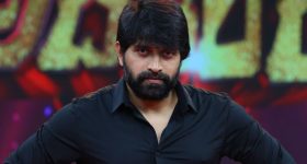 Raashii Khanna: చూపుతిప్పడం కష్టమే.. లెహెంగాలో అందాల ' రాశి '