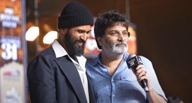 Trivikram about Vijay Devarakonda : తక్కువ కాలంలో ప్రేమను చూసాడు, అంతకుమించిన ద్వేషాన్ని కూడా చూసాడు