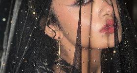 Anupama Parameswaran: చేప కళ్ల సుందరి అనుపమ.. బ్లాక్ డ్రెస్‌లో అదరగొట్టేస్తున్న మల్లూ బ్యూటీ