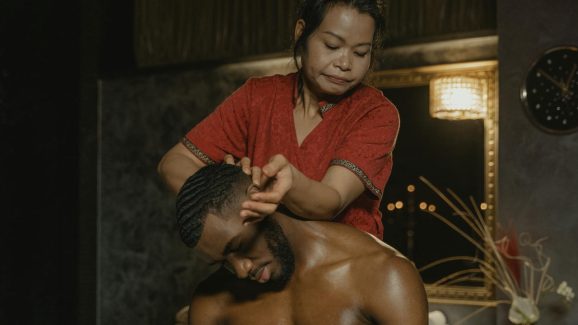 Head Massage: సెలూన్‌లో తల మసాజ్ చేసుకున్నాక స్ట్రోక్ బారిన పడిన వ్యక్తి, ఇలా ఎందుకు జరుగుతుంది?