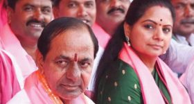 Vettayain: రజినీ సినిమాను అభిమానులతో కలిసి చూసిన ధనుష్, విజయ్..