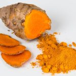Beauty tips: ముఖానికి పసుపు ఇలా వాడారంటే రంగు పెరగడమే కాదు, చర్మ సమస్యలు రావు