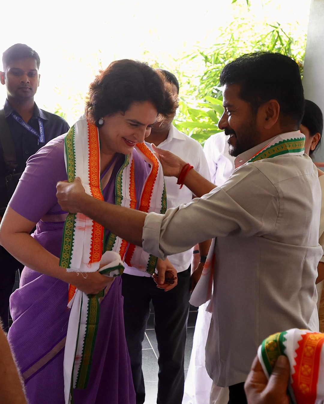 Priyanka Gandhi Nomination: వయనాడ్‌ బైపోల్.. ప్రియాంక గాంధీకి బెస్ట్ విషెస్ చెప్పిన సీఎం రేవంత్