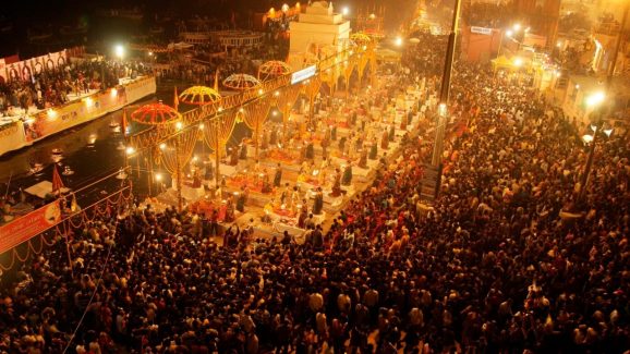 Diwali 2024: ఎటు చూసినా దివ్వెల వెలుగు జిలుగులే! దీపావళి వేడుకలు అట్టహాసంగా జరిగే ప్రదేశాలు ఇవే!