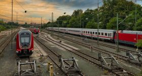Hydrogen Train: వందేభారత్ కు మించిన వేగం, త్వరలో పట్టాల మీదికి సరికొత్త రైలు, దీని ప్రత్యేకత ఏంటో తెలుసా?