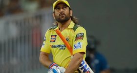 IPL 2025: మరో 3 ఏళ్లు ఐపీఎల్‌ ఆడనున్న ధోని..ఇక ఫ్యాన్స్‌ కు పండగే?