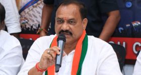 Priyanka Jain: గ్లామర్ షోకు నో లిమిట్స్.. ఈ బిగ్ బాస్ బ్యూటీ అందాన్ని తట్టుకోవడం కష్టమే!