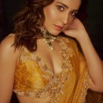Raashi Khanna: అందం చూడవయ్యా.. ఆనందించవయ్యా అంటూ రాశి ఖన్నా