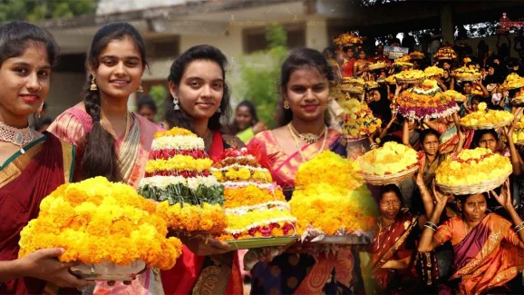Saddula Bathukamma 2024: కన్నుల పండుగగా సద్దుల బతుకమ్మ…ప్రాముఖ్యత ఇదే !