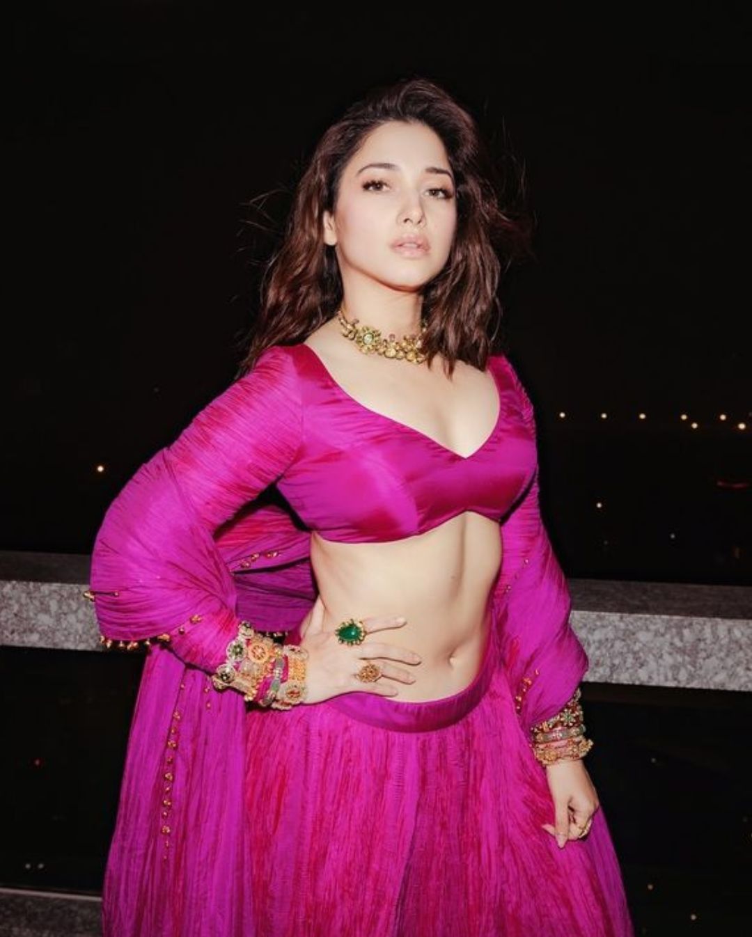 Tamannaah Bhatia: పింక్ లెహెంగాలో తమన్నా.. అతిలోక సుందరిలా మెరిసిపోతున్న మిల్కీ బ్యూటీ