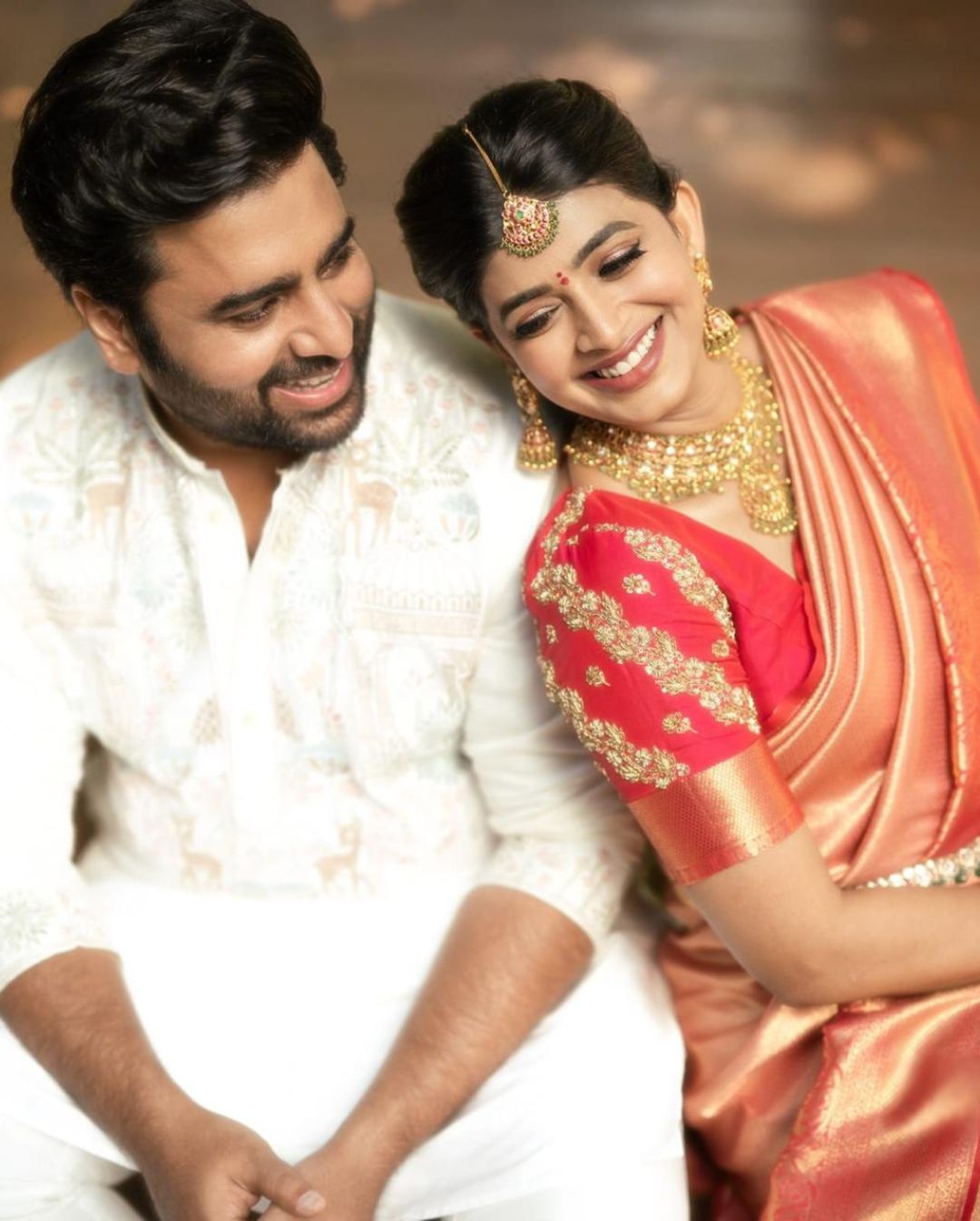 Nara Rohit Engagement: చూడచక్కని జంట.. నారా రోహిత్ ఎంగేజ్‌మెంట్ ఫోటోలు చూశారా?