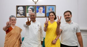 Priyanka Gandhi Nomination : అమ్మ, అన్న సమక్షంలో ప్రియాంక గాంధీ నామినేషన్,​ 23న ముహుర్తం