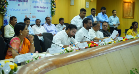 Vande Bharat Sleeper Version: వందే భారత్ స్లీపర్ రైలు రెడీ, లగ్జరీ హోటల్ కూడా ఇలా ఉండదేమో.. ఈ వీడియో చూస్తే మీరు అదే అంటారు!