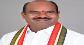 Vastu Shastra for Idols: ఇంట్లో ఈ 5 విగ్రహాలు ఉంచితే ఆర్థిక సంక్షోభం తొలగిపోతుంది !