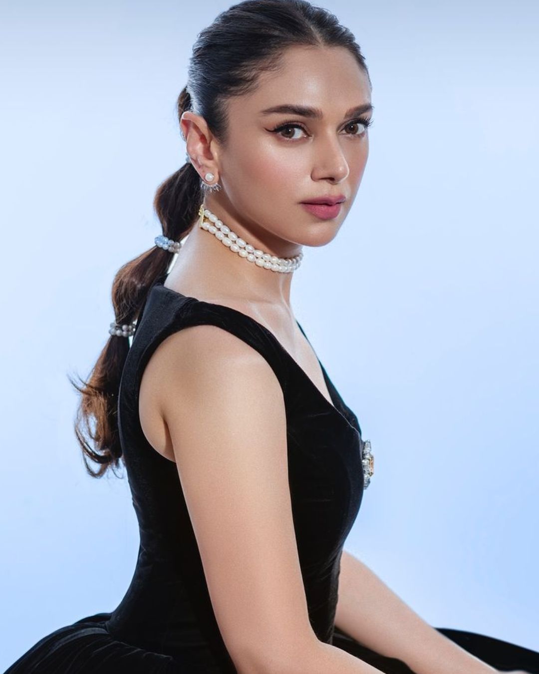 Aditi Rao Hydari: కొత్త పెళ్లికూతురు కొత్త లుక్.. ఏమన్నా ఉందా.. నెక్స్ట్ లెవెల్ అంతే