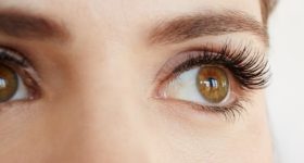 Eyelash: ఆకర్షణీయమైన కనురెప్పల కోసం.. ఈ టిప్స్ ఫాలో అవ్వండి