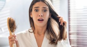 Hair Loss: జుట్టు రాలుతోందని బాధ పడుతున్నారా ? అయితే ఈ టిప్స్ ఫాలో అవ్వండి