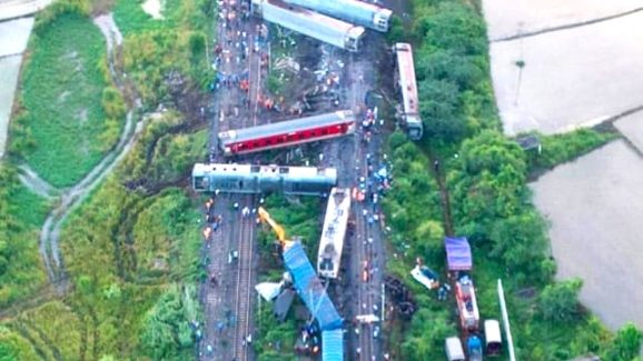 Bagamathi Train : ఓ మై గాడ్, భాగమతి రైలు ప్రమాదం వెనుక ఉగ్రవాదులా… రైల్వేశాఖ ఏం చెప్పిందంటే ?