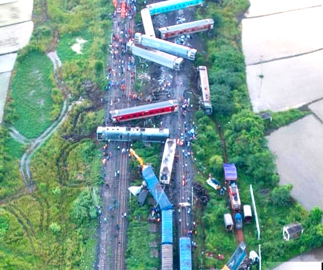 Bagamathi Train : ఓ మై గాడ్, భాగమతి రైలు ప్రమాదం వెనుక ఉగ్రవాదులా… రైల్వేశాఖ ఏం చెప్పిందంటే ?