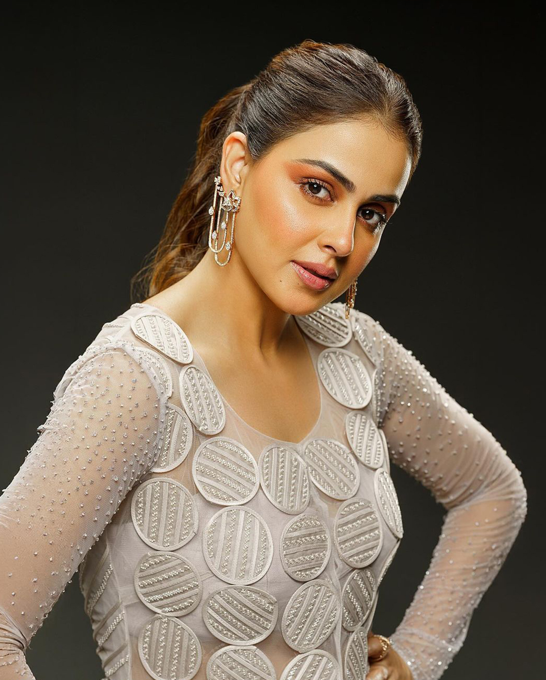 Genelia: హ.. హ.. హాసిని న్యూలుక్ చూశారా.. ఎంత క్యూట్‌గా ఉందో..