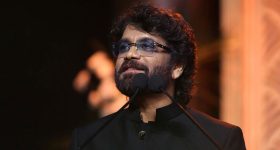 Akkineni Nagarjuna: చిరంజీవిని చూసి భయపడి.. వేరే దారి వెతుక్కున్నాను