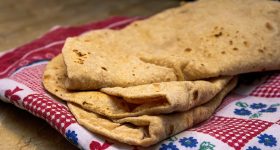 Healthy Rotis: రోటీ చపాతీ అనగానే గోధుమపిండితో చేసేదే కాదు వీటిని కూడా ప్రయత్నించండి, ఆరోగ్యానికి మంచిది