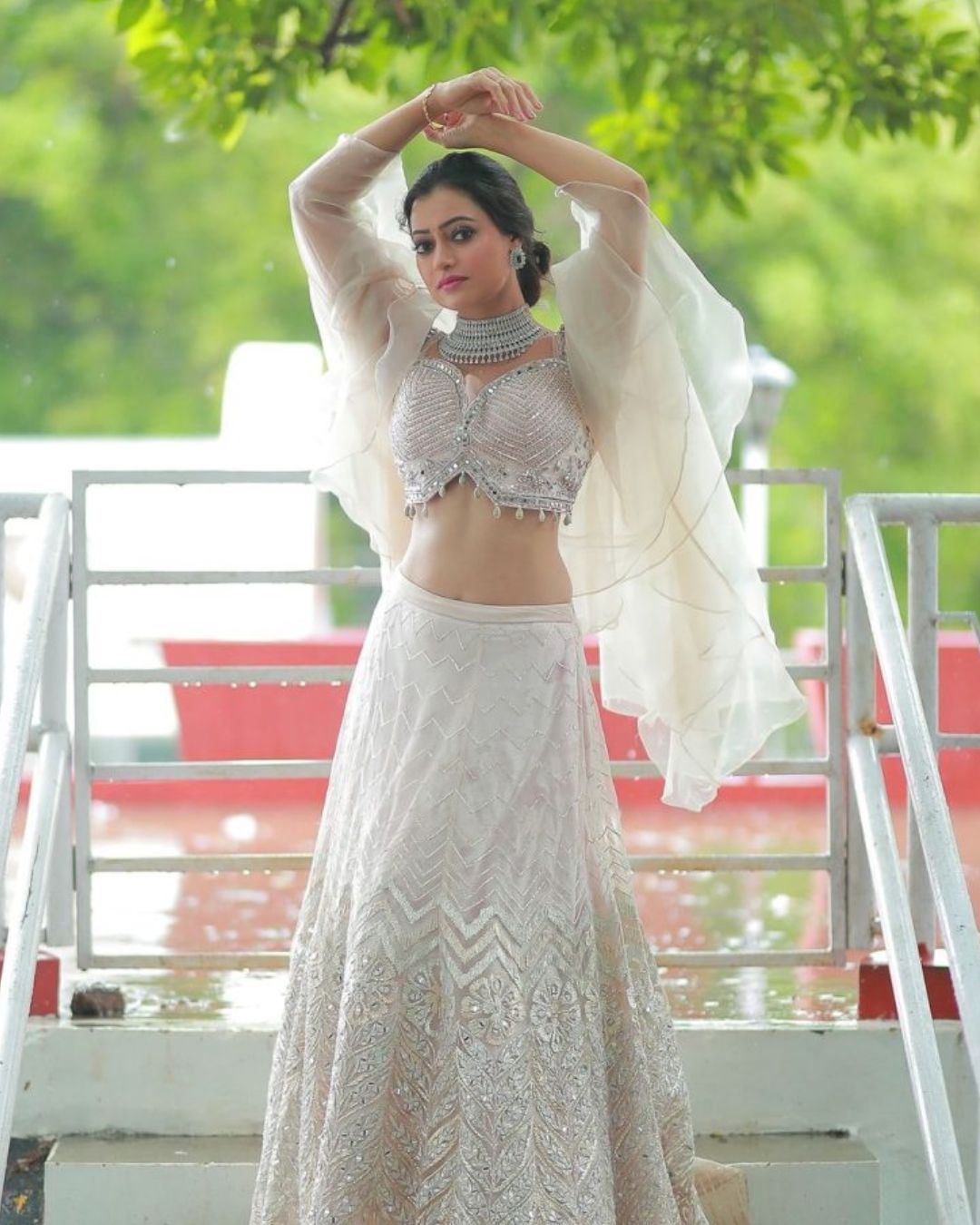 Sowmya Rao: దేవకన్యలా మెరిసిపోతున్న జబర్దస్త్ హాట్ బ్యూటీ