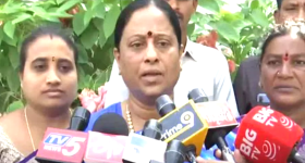 Konda Surekha : మంత్రి కొండా సురేఖను చుట్టుముడుతున్న కేసులు... అటు నాగార్జున, ఇటు కేటీఆర్