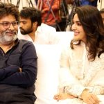 Trivikram Srinivas : గురూజీ అనుకుంటే అవ్వాల్సిందే, అప్పుడు సంయుక్త మీనన్, ఇప్పుడు మీనాక్షి చౌదరి