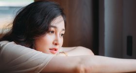 Beauty Tips: వీటిని తరచూ తిన్నారంటే మీరు త్వరగా ముసలివారై పోతారు, జాగ్రత్త