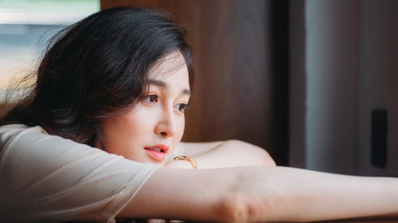 Beauty Tips: వీటిని తరచూ తిన్నారంటే మీరు త్వరగా ముసలివారై పోతారు, జాగ్రత్త