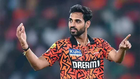 Bhuvneshwar Kumar: ఐపీఎల్ వేలంకు ముందే LSG నుంచి భువనేశ్వర్ కు ఆఫర్ !