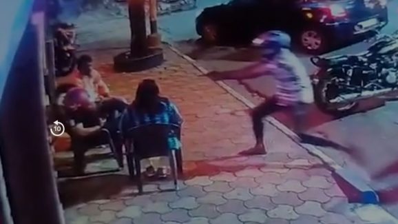 Attack On Tmc Councillor: ఇంటి ముందే కౌన్సిల‌ర్ పై దుండ‌గుల కాల్పులు.. తుపాకీ పేల‌క‌పోవ‌డంతో సీన్ రివ‌ర్స్!
