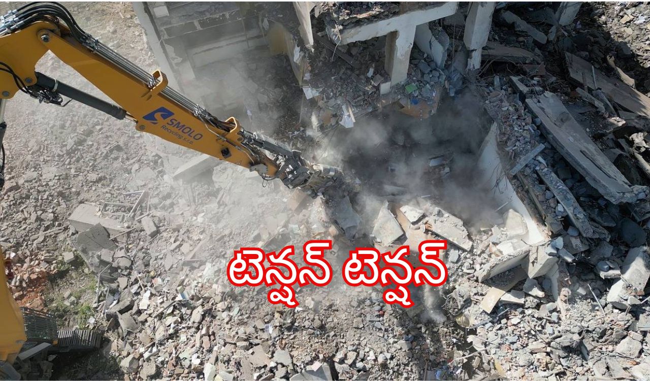 Madhapur: మాదాపూర్ లో ప‌క్క‌కు ఒరిగిన ఐదంత‌స్తుల‌ భ‌వ‌నం.. ఆందోళ‌న‌లో స్థానికులు.. రంగంలోకి హైడ్రా