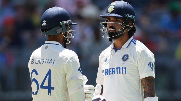 IND vs AUS 1st Test: పెర్త్ టెస్టులో దుమ్ము లేపుతున్న టీమిండియా యశస్వి, రాహుల్…20 ఏళ్ళ రికార్డు బ్రేక్  !