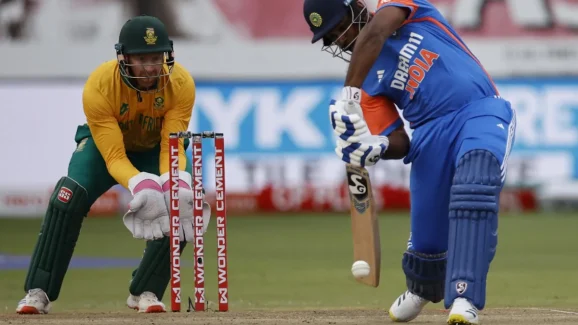 IND vs SA: భారీ స్కోరు చేసిన టీమిండియా..సౌతాఫ్రికా టార్గెట్ ఎంతంటే ?