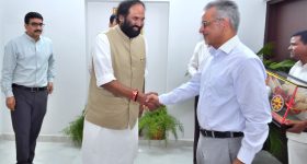 Minister Uttam with Food Secretary Sanjeev: తెలంగాణ రోల్ మోడల్ కావాలి.. మంత్రి ఉత్తమ్‌తో కేంద్ర ఆహార శాఖ సెక్రటరీ భేటీ
