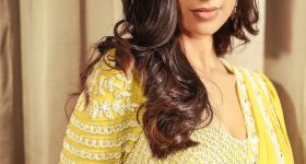 Meenakshi Chaudhary: మీనాక్షి చౌదరి టార్గెట్ అదేనా?