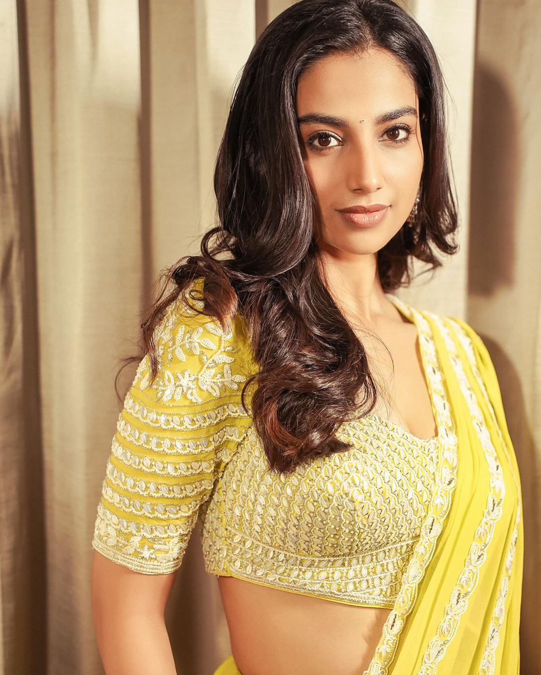 Meenakshi Chaudhary: మీనాక్షి చౌదరి టార్గెట్ అదేనా?