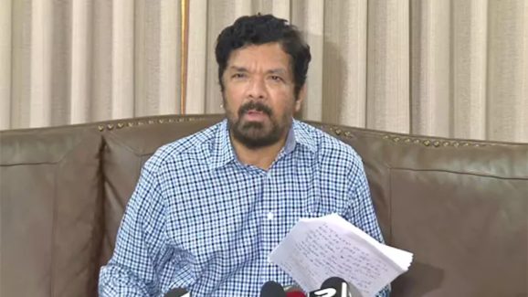 Posani Krishna Murali: పోసాని సంచ‌ల‌న ప్ర‌క‌ట‌న‌.. రాజ‌కీయాల‌కు గుడ్ బై.. చ‌చ్చేవ‌ర‌కు ఎవ్వ‌రి గురించి మాట్లాడ‌ను