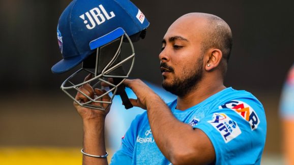 Prithvi Shaw: క్రికెటర్‌ పృథ్వీ షా కోసం రంగంలోకి ఆ డేంజర్ మ్యాన్ ?