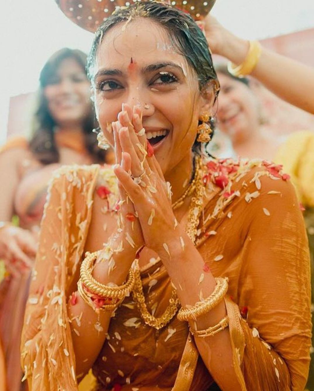 Sobhita: అచ్చమైన తెలుగింటి పెళ్లి.. శోభితా మంగళస్నానం ఫోటోలు చూశారా?