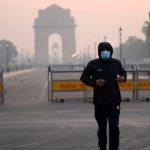 DELHI POLUTION: దీపావళి ఎఫెక్ట్.. ఢిల్లీని ముంచేసిన పొగ‌మంచు..!